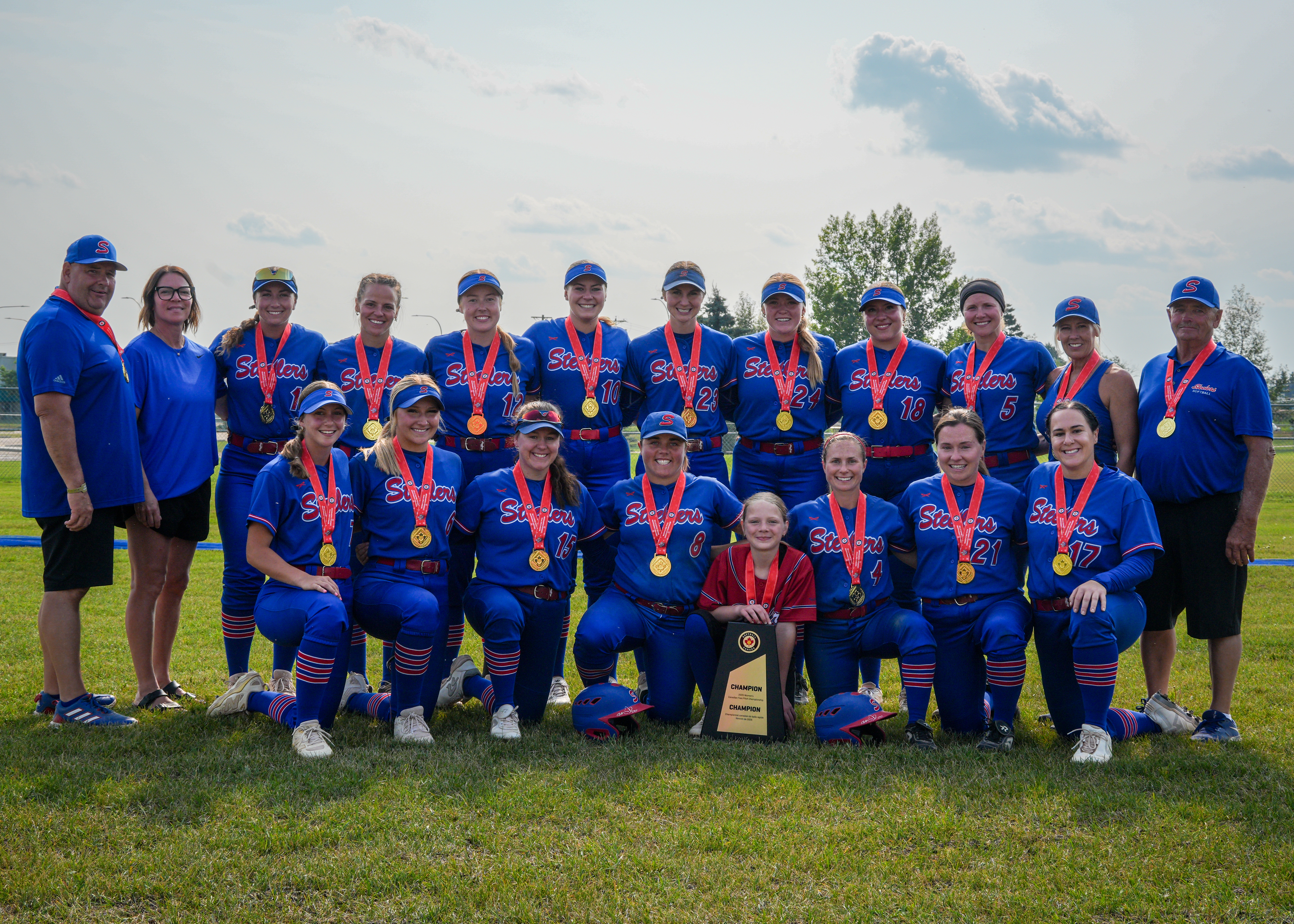 Carnduff Southeast Steelers Take 4th Straight Gold at Women’s Canadian Fast Pitch Championship